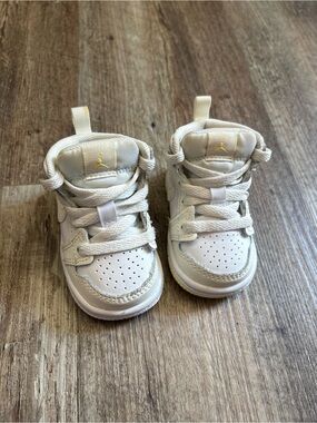 Jordan 1 baby 2c